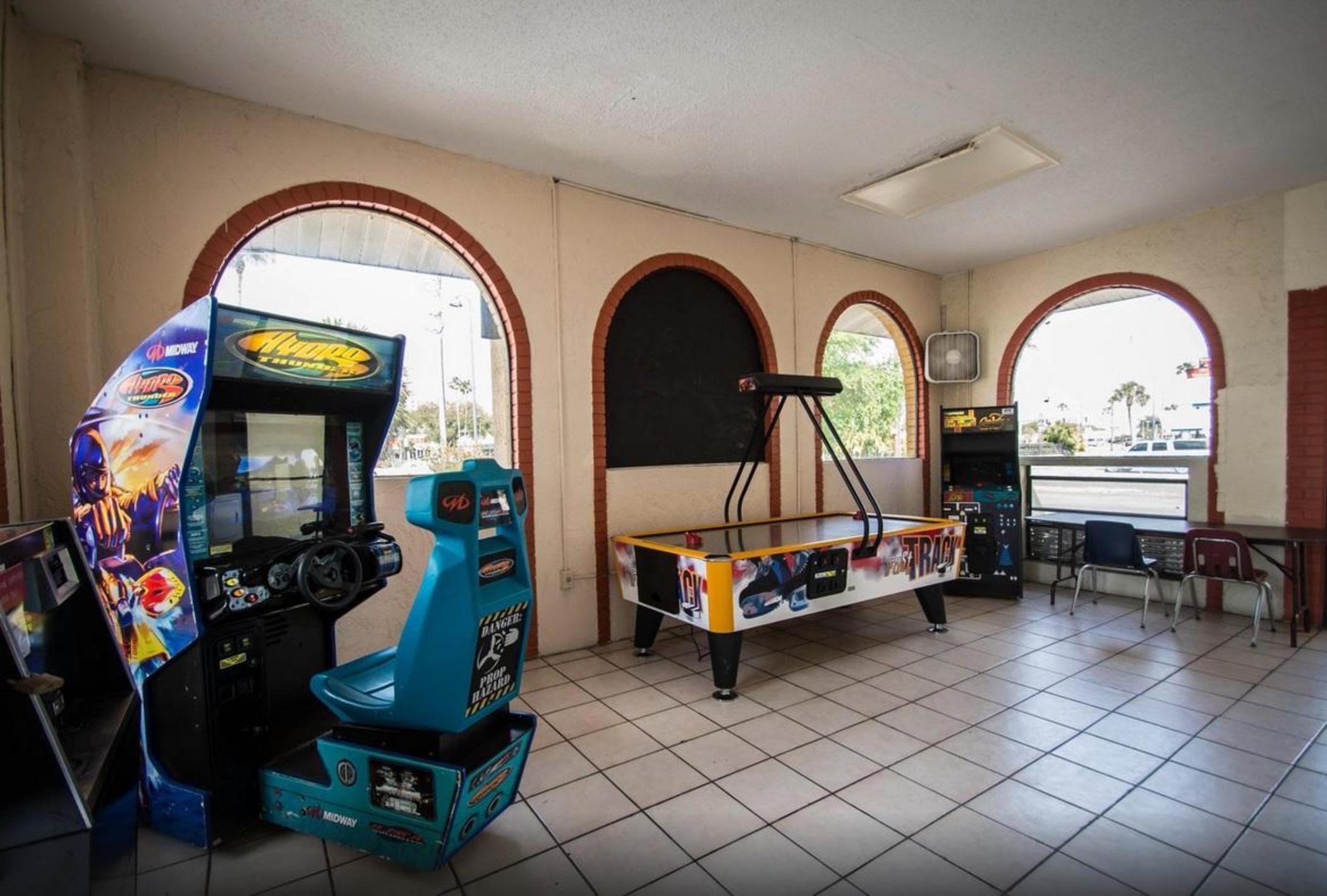 Quality Inn & Suites Eastgate Kissimmee Extérieur photo
