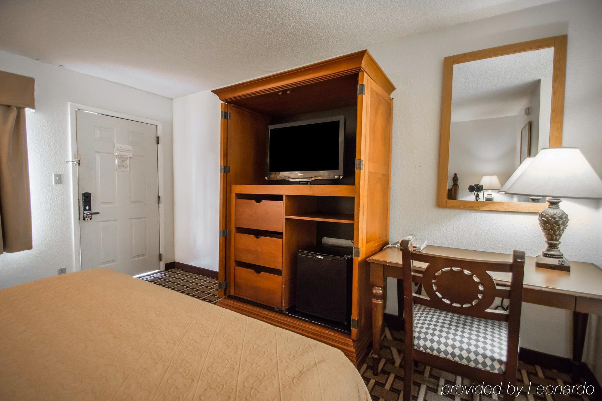 Quality Inn & Suites Eastgate Kissimmee Extérieur photo