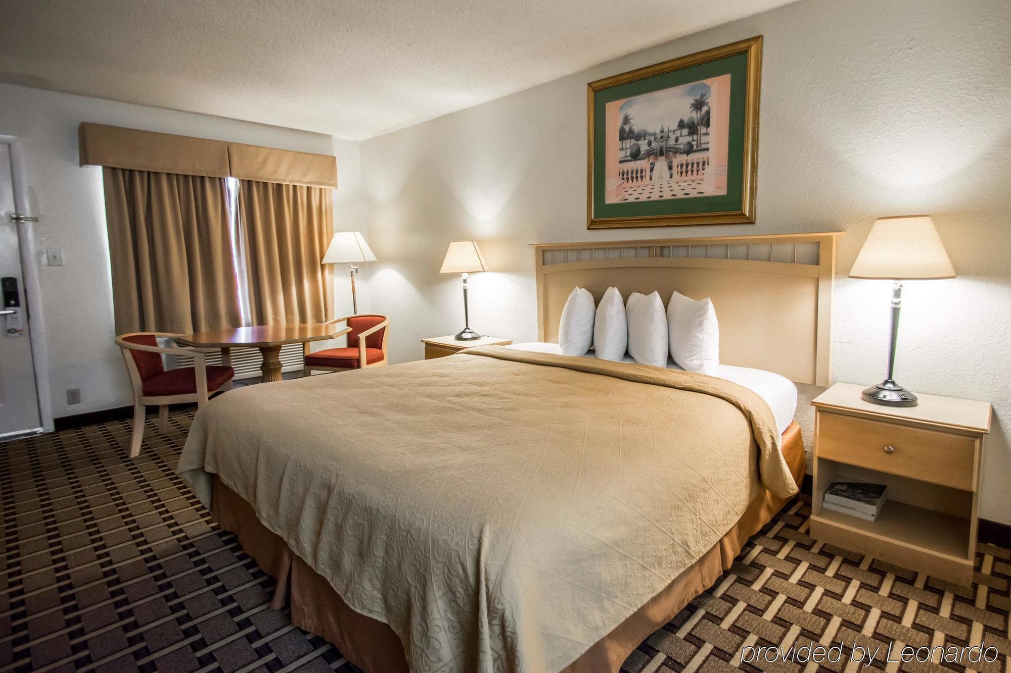 Quality Inn & Suites Eastgate Kissimmee Extérieur photo