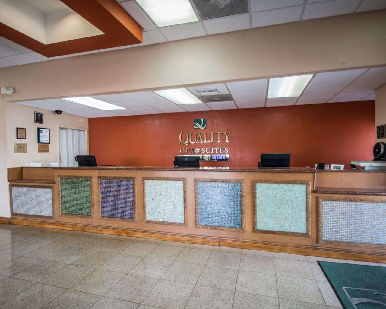 Quality Inn & Suites Eastgate Kissimmee Extérieur photo